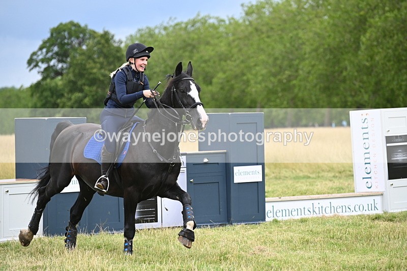 WJ6_3328 - Time at Jump 11:41 to 12:19