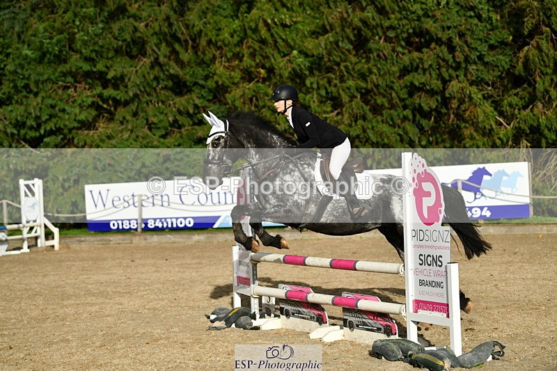 251004A-164725-02213 - Classes 10 & 11 80cm