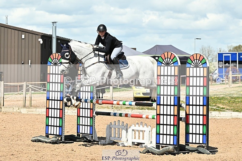 250416-133733-01163 - Cls 4 Newcomers and 1.10m