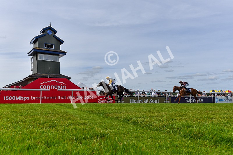 050724-Race 1-Beauty Queen-9516 - Race 1