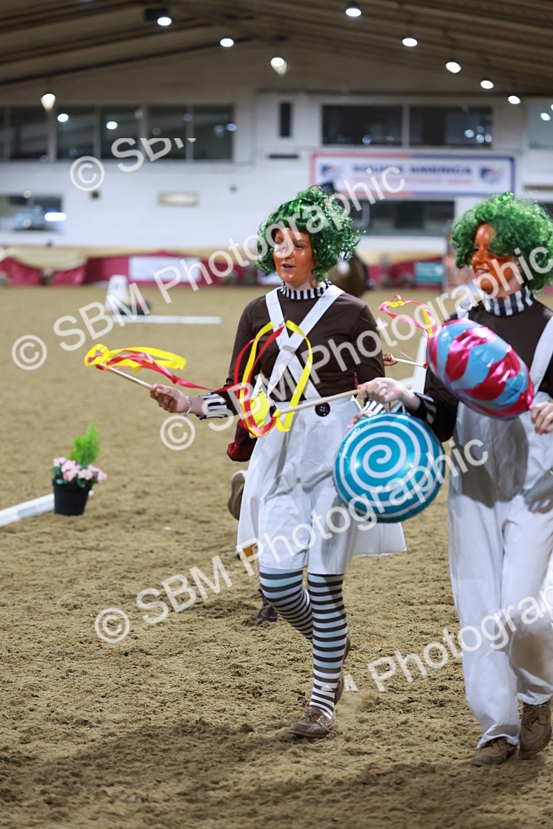 SBM_10470 - Class 62 - Strictly Fancy Dress-Age
