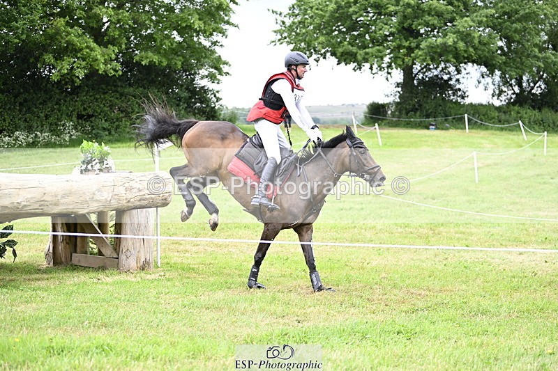 250524A-131851-10351 - B-373-Ben.Lee.Liles-FINCH.FANCY