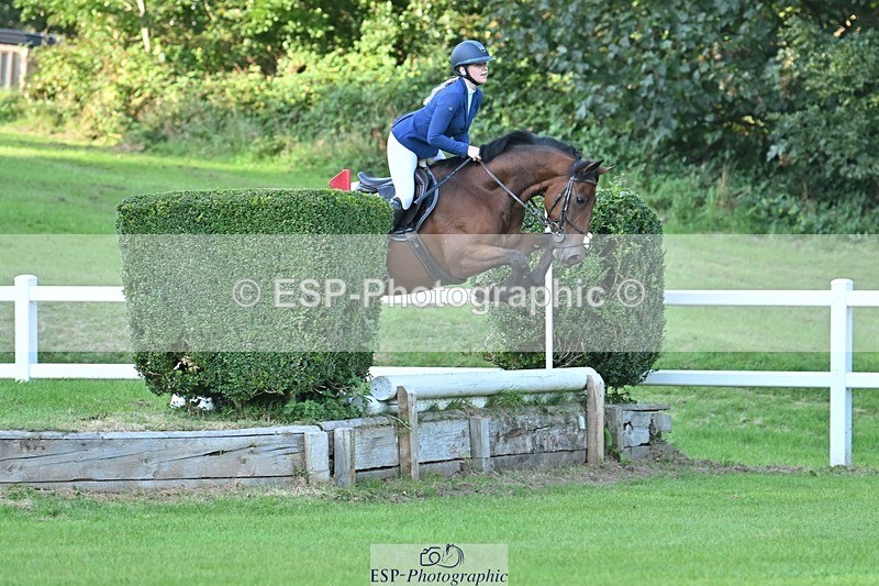 230909-174730-07783 - Cls 14 Snr 1m Derby