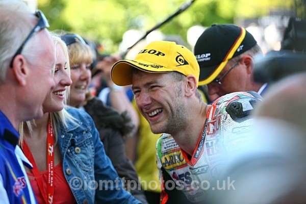 IMG_9080 - Ian Hutchinson TT 2010
