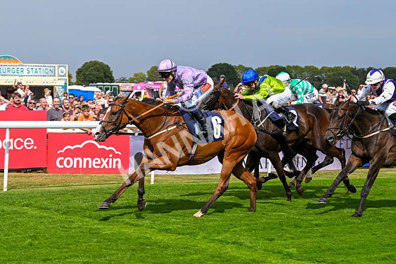 240825-Race 1-Light Speed-1470 - Race 1