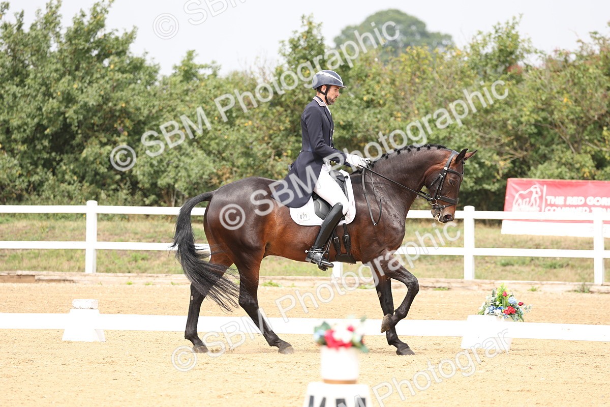 SBM_007118 - Class 9 - FEI INT I - 13.37-14.33