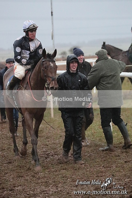 PtP 260125 1121 - Cocklebarrow Point-to-Point racing with the Heythrop Hunt 26/01/25