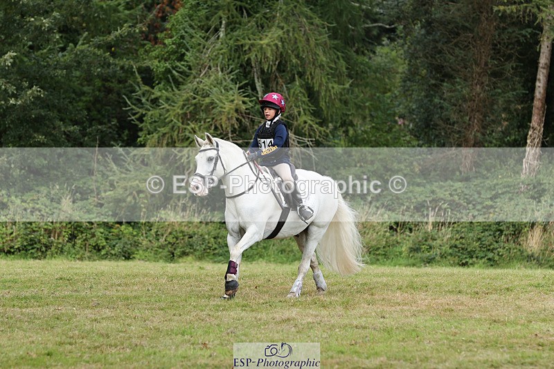 240825X-114745-32326 - 70cm XC 11.00 to 12.00