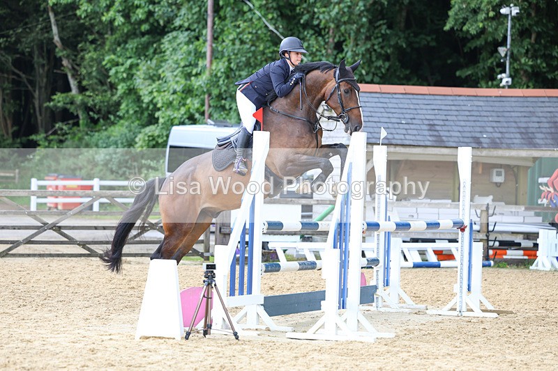 3E7A4175 - Class 7: Senior Newcomers/1.10m open