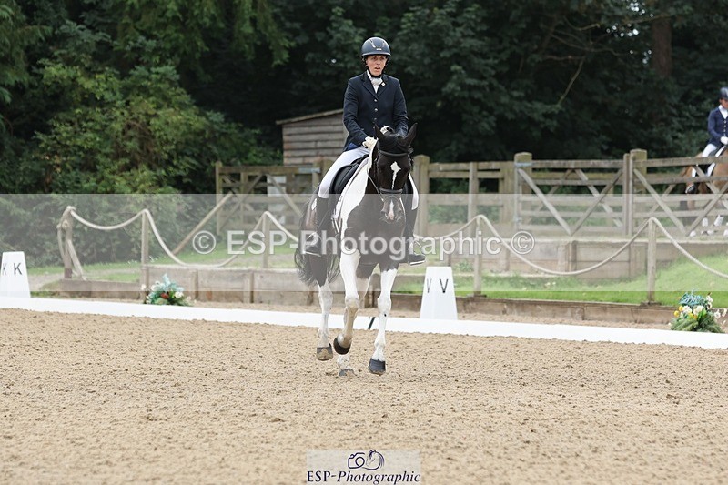 240810-114441-02942 - 189-Emma.Jenkinson-Fleur.C