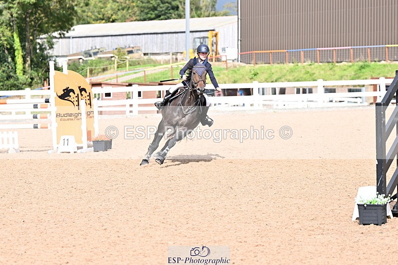 240912A-144702-02042 - Cls 12 1.05m Amateur Qualifier