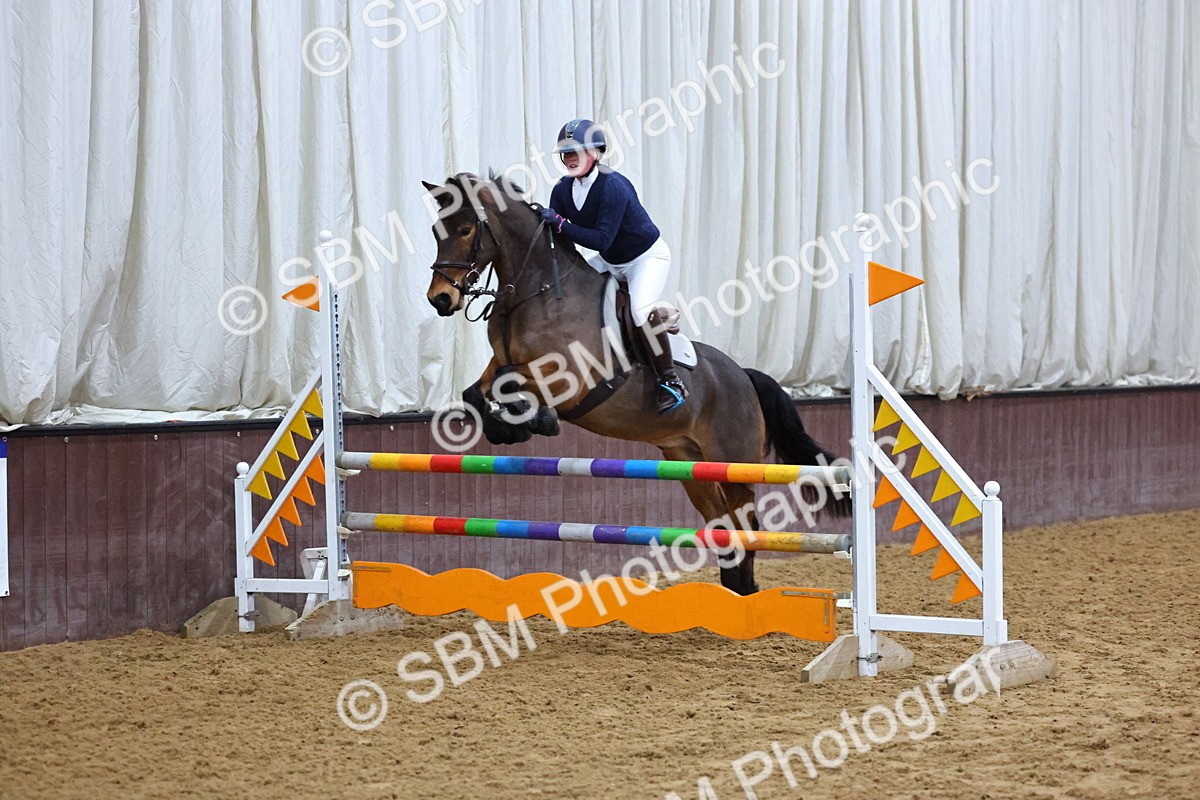 SBM_002598 - Class 6 - Holly & Ivy Stakes - 90cm