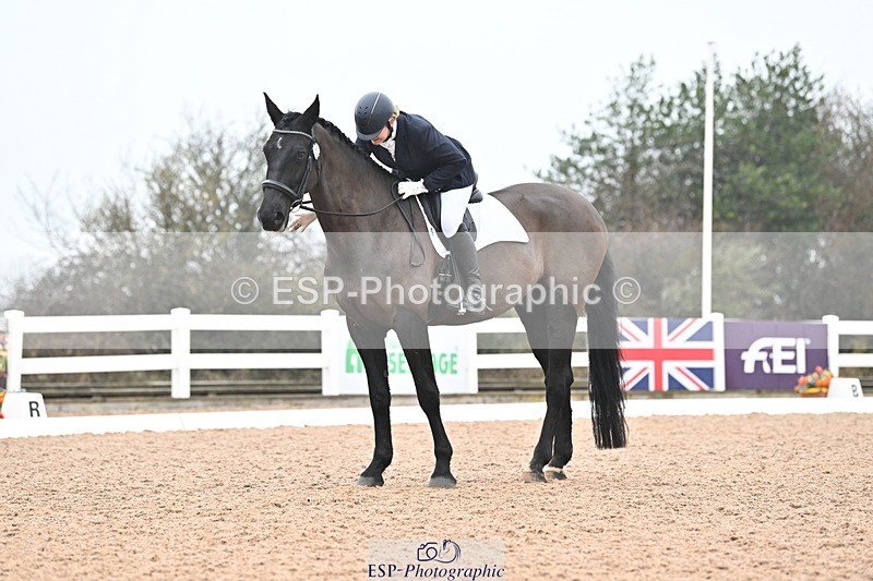 240217A-113010-01351 - 227-Jo.Roberts-Majestic.C