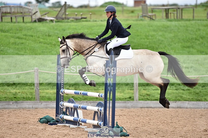 230808A-183110-00581 - 90cm