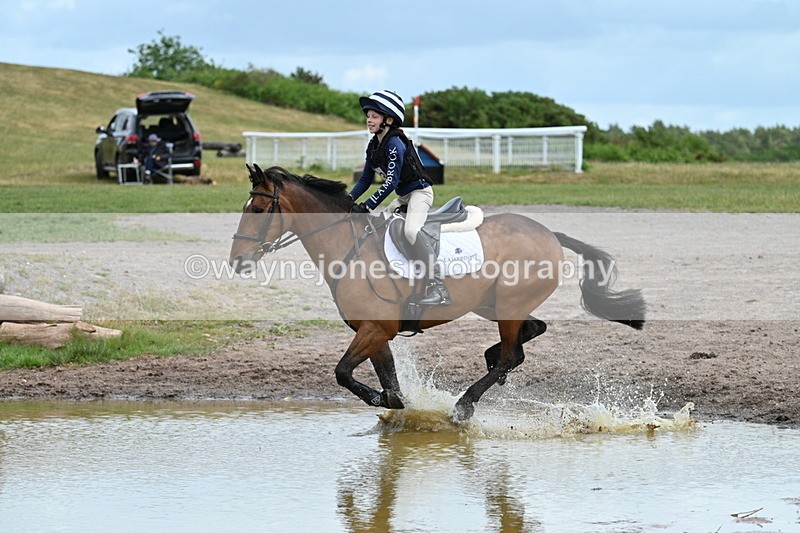 WJ7_7504 - Time 12:34 to 12:37