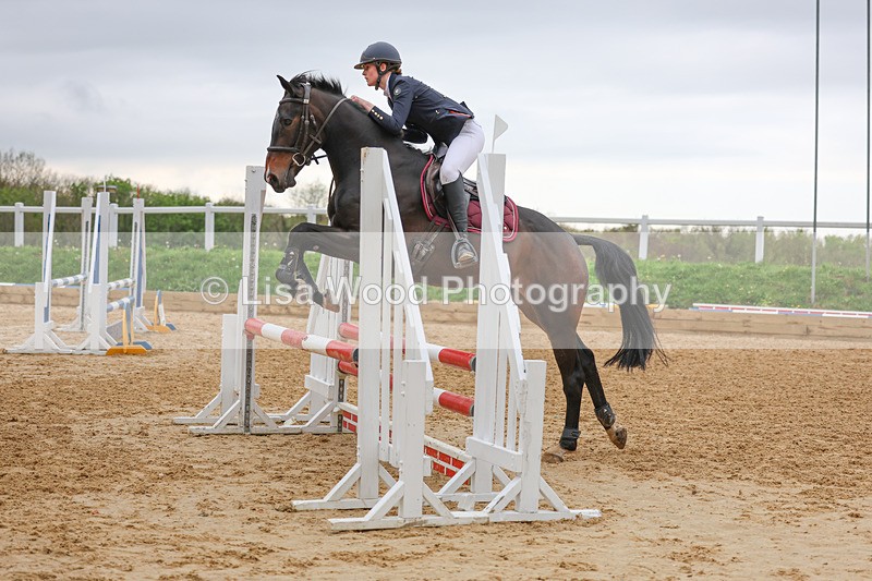 3E7A4819 - Class 11: Junior 80cm