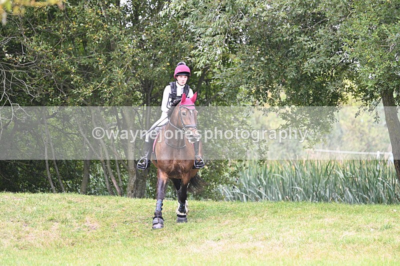 WJ7_8550 - 80cm XC Time 16:05 to 16:24