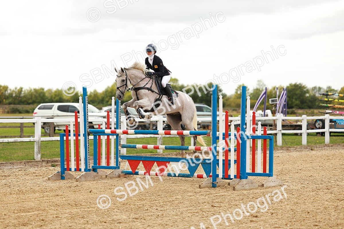 SBM_001538 - Class 4 - Senior Newcomers - 1.10m