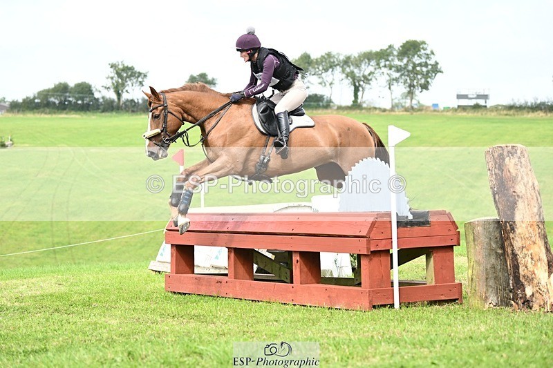 240831A-124136-02685 - 015-Morwenna.Barnicoat-AP.MY.DARLING.CLEMENTINE