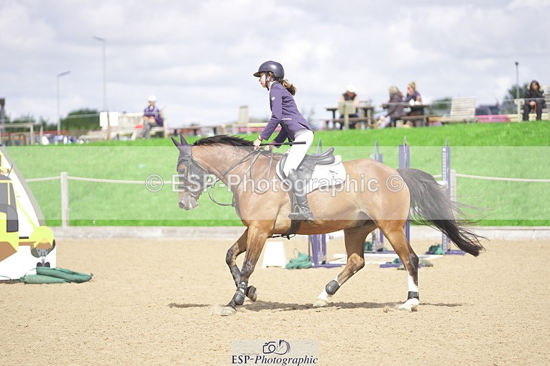 230806A-123254-02002 - Cls 14 Snr Foxhunter & 1.20m Open