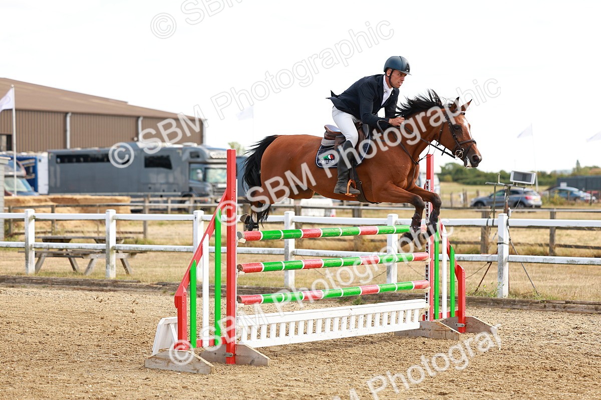 SBM_007439 - Class 5 - Senior British Foxhunter - 1.20m