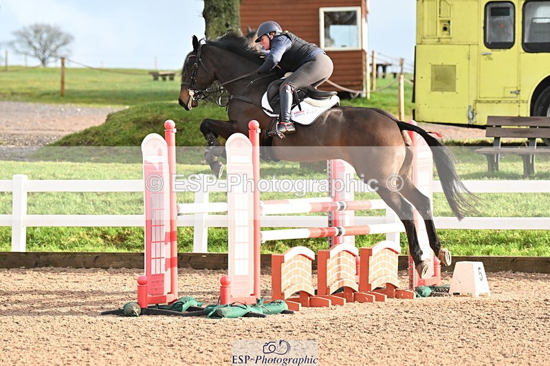 231209A-113048-01648 - Cls 11 Snr 1.05m Open