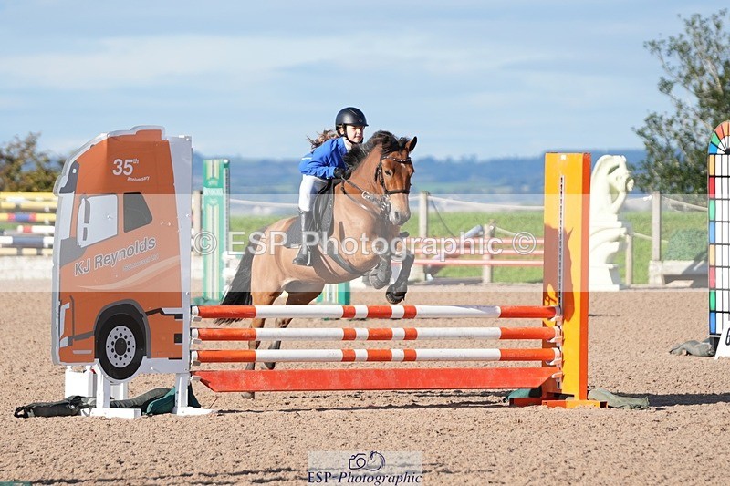 250921-093411-01993 - Cls 2 Pony Intro 70cm