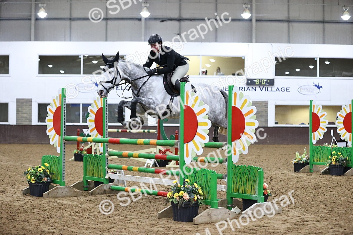 SBM_2584 - Class 9 - Senior Newcomers/ 1.10m Open