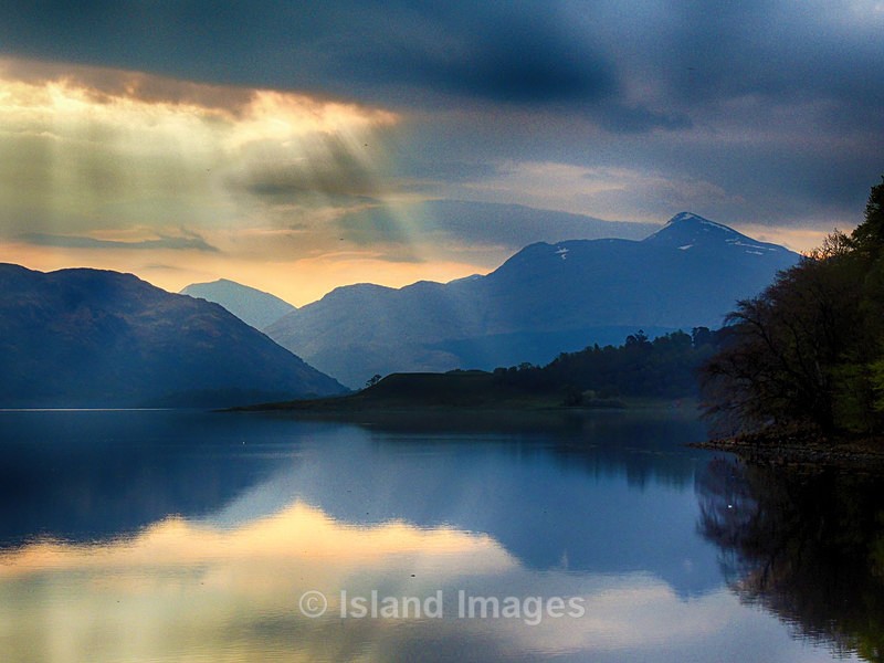A moody sky over Loch Etive - Around Argyll