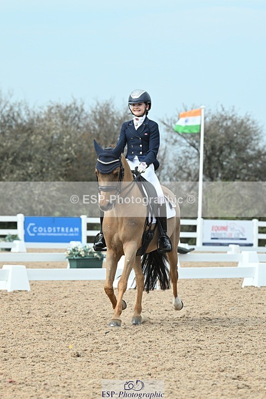 250403-123451-02371 - 061-Violet.Hawkins-DZL.Royal.Sunrise