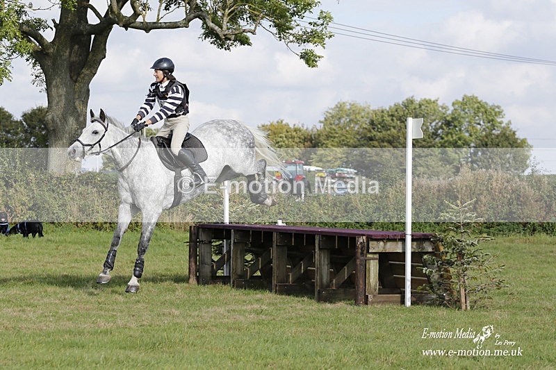  WWHT 171021 3248 - Intermediate (0.90m)  17/10/21