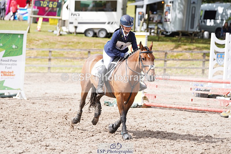 240824X-123622-24164 - 80cm Round 1 12.00 to 13.00