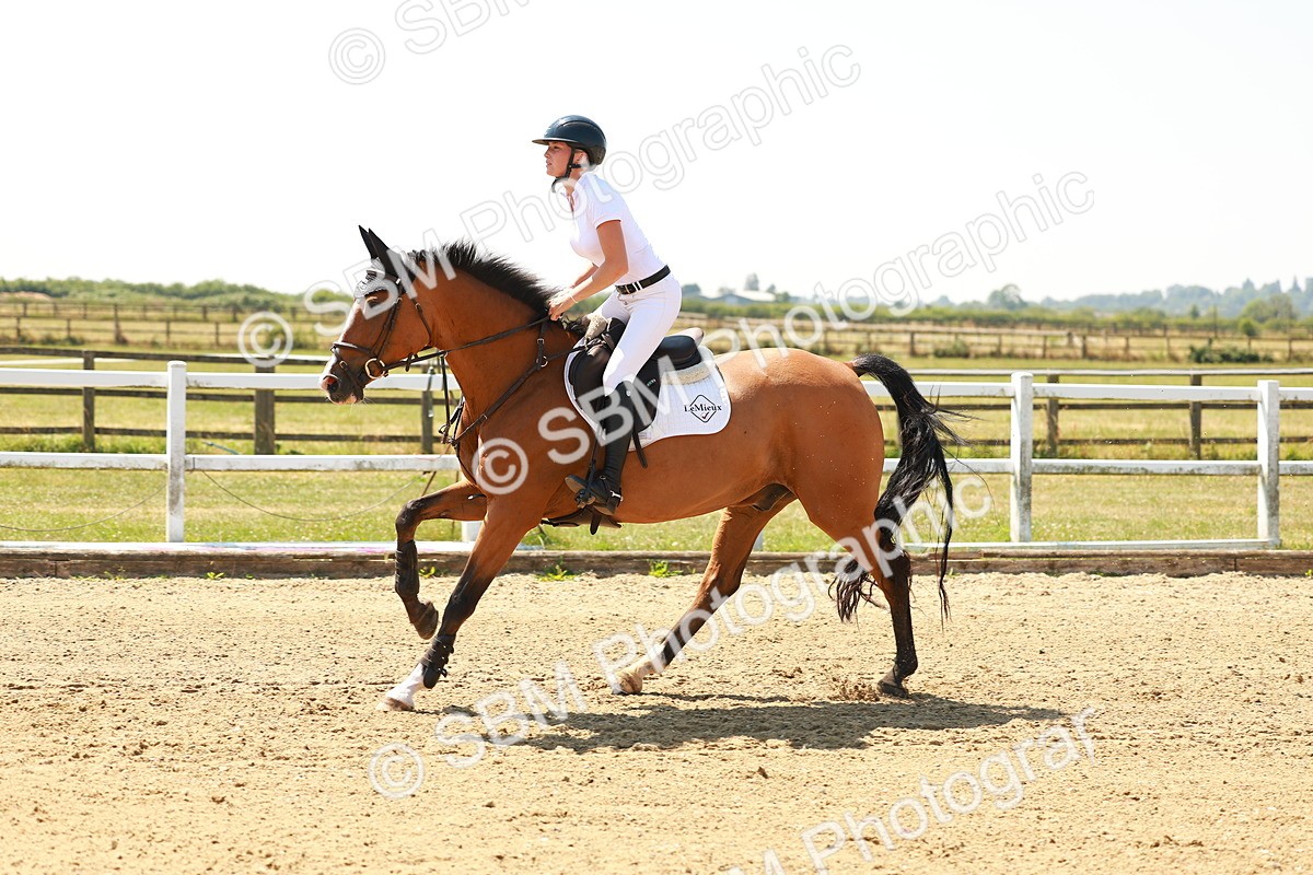 SBM_001310 - Class 4 - Senior Newcomers - 1.10m