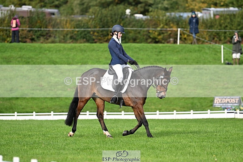 251023A-105812-02647 - G-511-Clara.Tuke