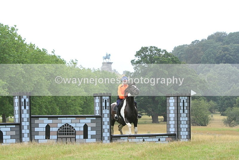 IMF_1555 - Time at Castle Jump 09:18 to 10:15