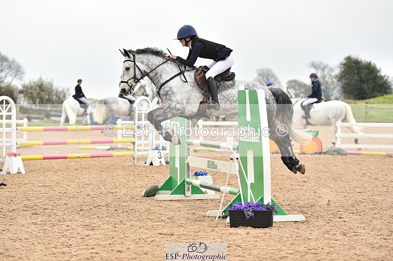 240331A-112304-00668 - 1m First Round