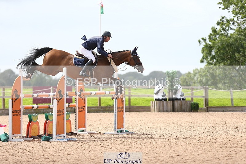 230812A-125825-09132 - Cls 33 1.20m Open