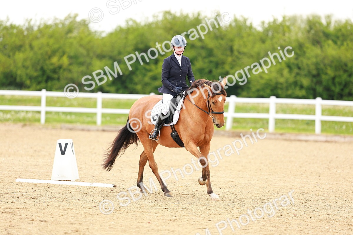 SBM_004905 - Class 15 - Novice 5