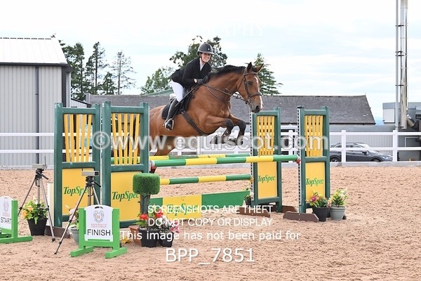 BPP_7851 - CLASS 16 FRI GFS Saddles Senior Newcomers/1.10m Open
