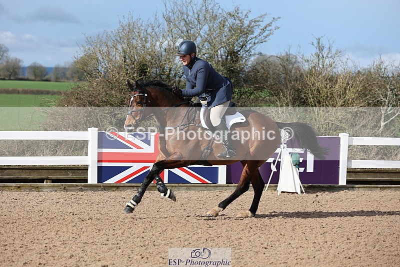 240223A-113749-00910 - Cls 4 Snr 1.05m Open