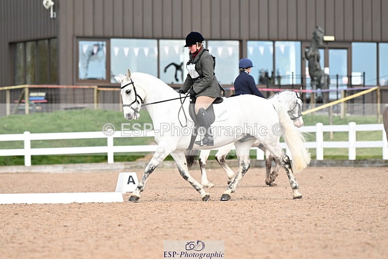 240324A-123342-02644 - Novice 27, 12.30 to 13.50