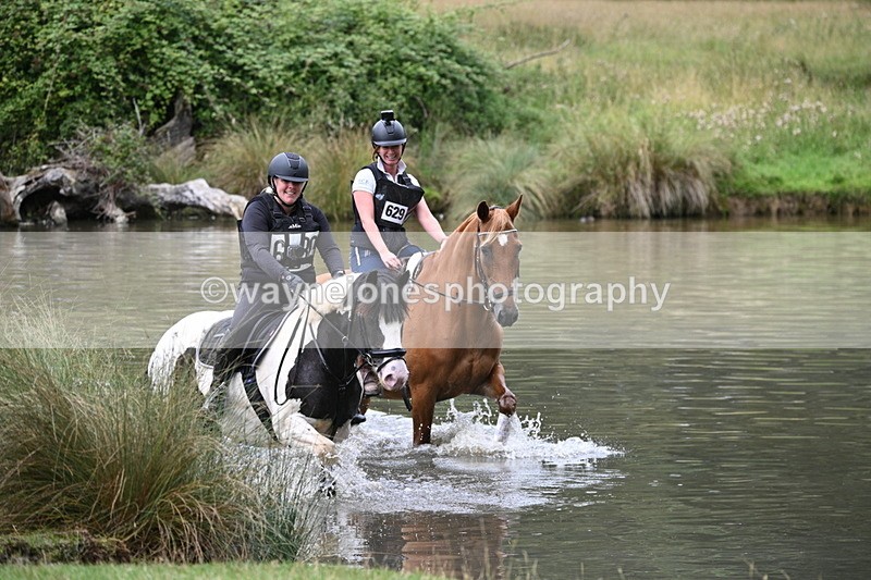 WJ7_2352 - Time at Water 11:14 to 11:36