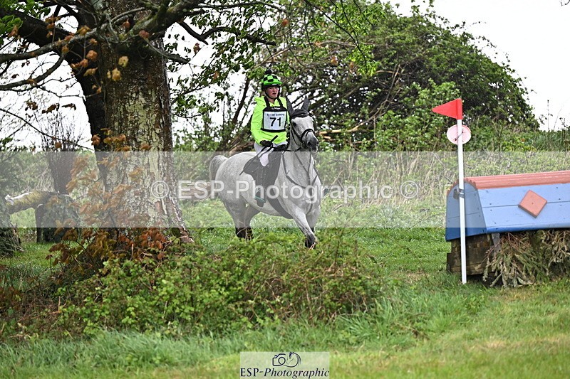 250418-121444-02835 - 071-Caitlyn.Faull-PENNINEVIEW.SUMMER