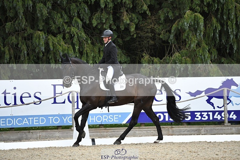 230525-141615-03120 - 319-RINGFORT_REVE_DU_MOULIN-Andrew_Downes-WEDTrotUp+DR