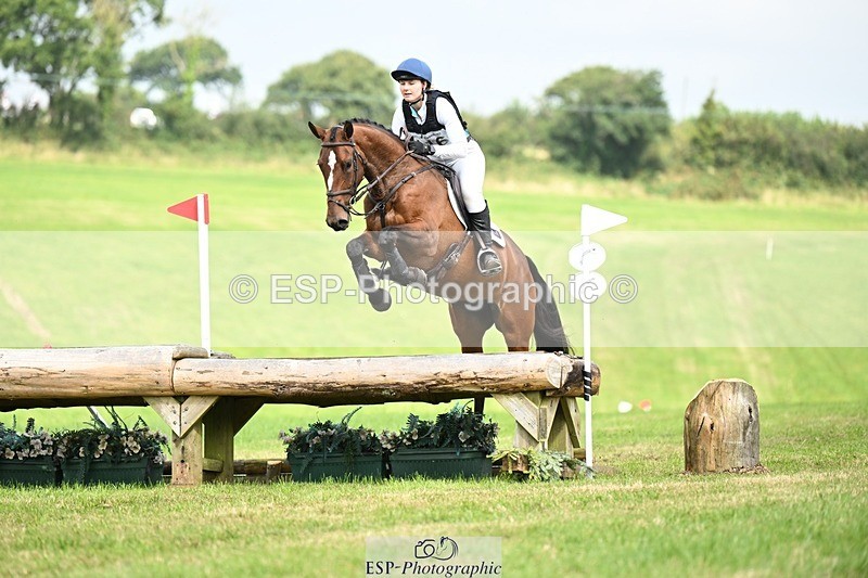 240831A-122630-02106 - 116-Bridget.Garlick-MERCURIAL