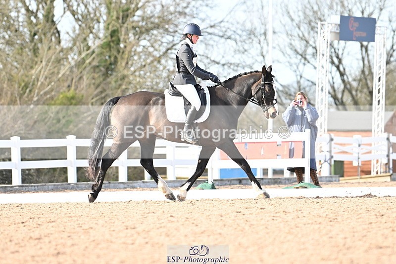 240324A-160059-04690 - Novice 28, 15.33 to 16.15