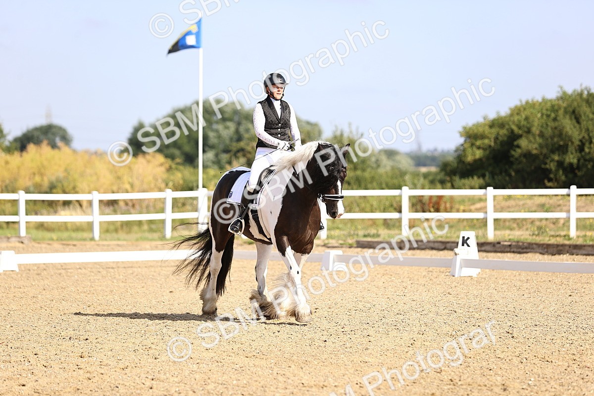 SBM_008644 - Novice 5 - 08.30-9.33
