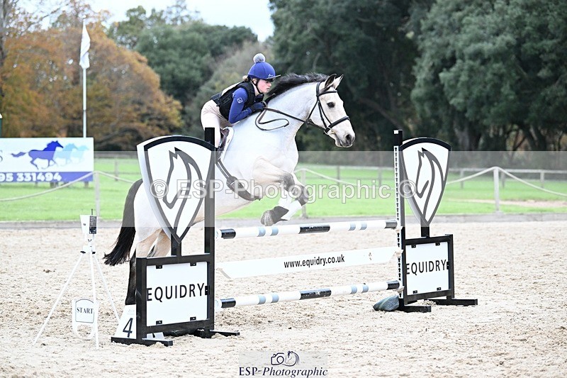 241117-143851-04664 - Cls 3 90-95cm 14.00 to 15.00