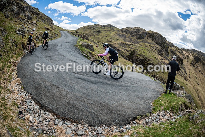115853 - Hardknott Hairpin 11.00 - 12.00