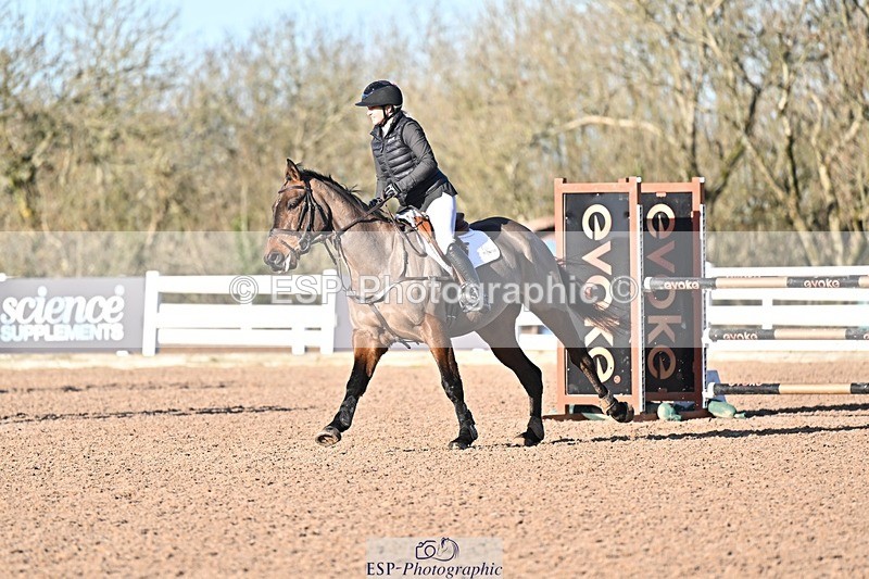 251203-124455-00518 - Cls 4 Newcomers and 1.10m Open